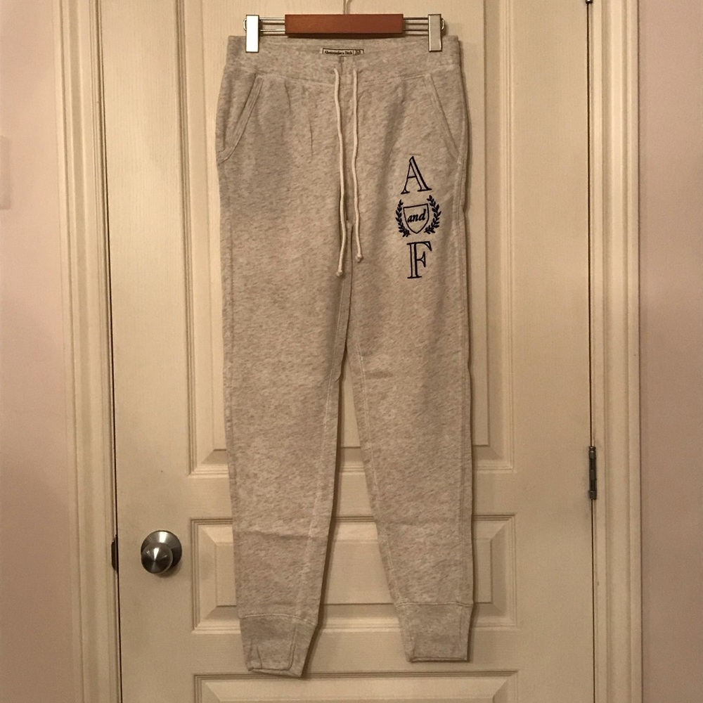 Brand new Abercrombie & Fitch joggers